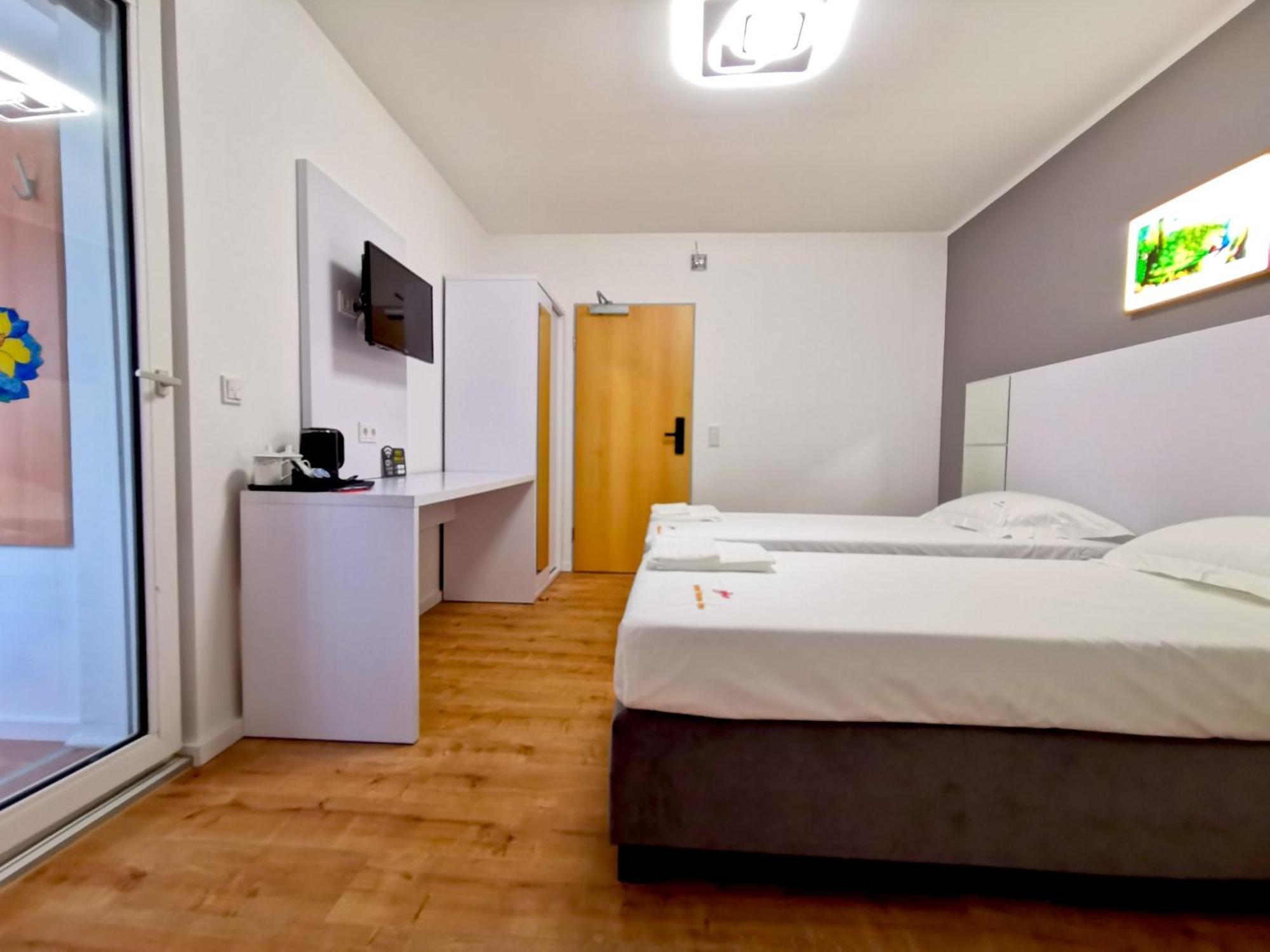 Home Inn Hotel Dormagen Exteriér fotografie