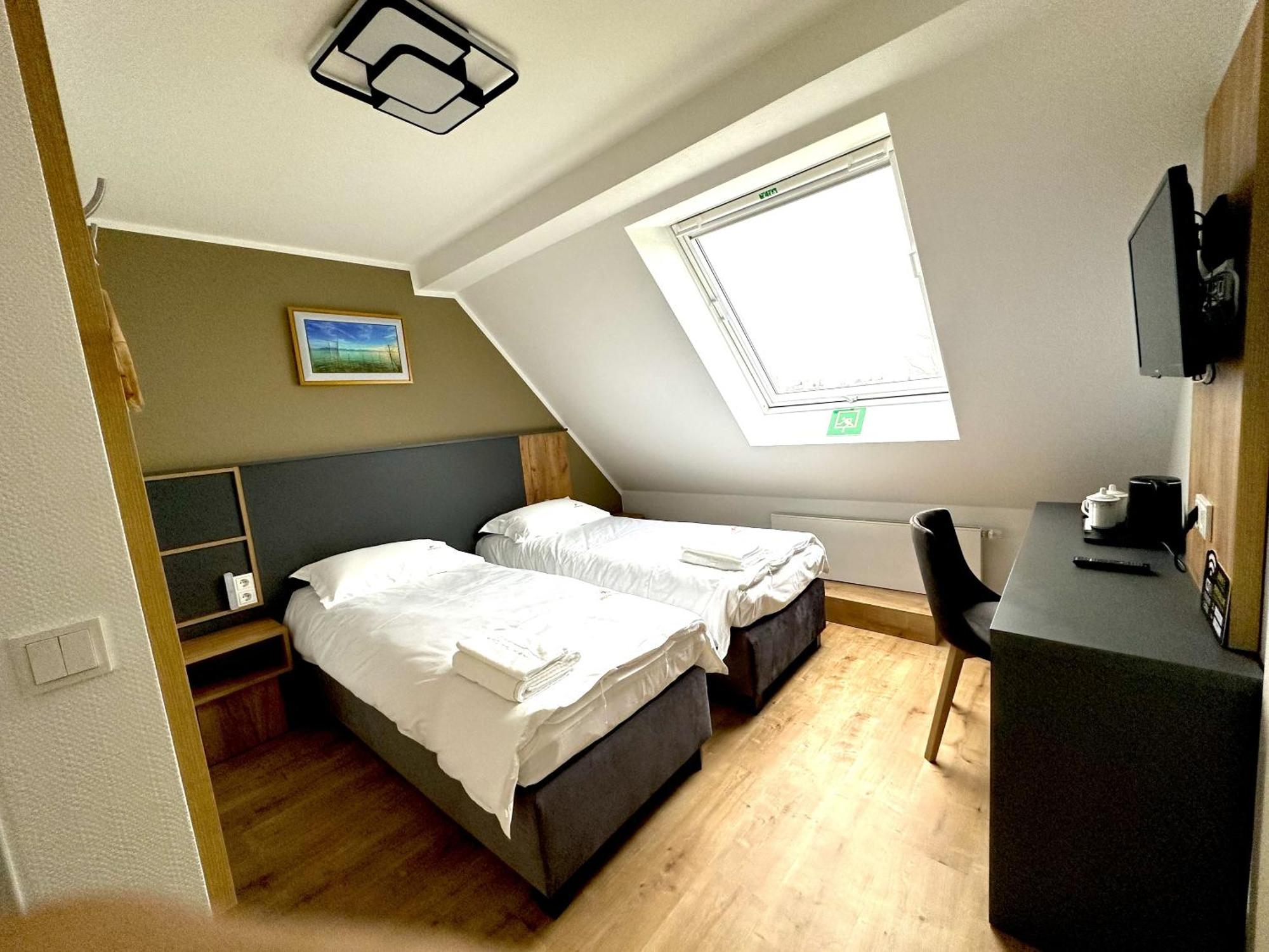 Home Inn Hotel Dormagen Pokoj fotografie
